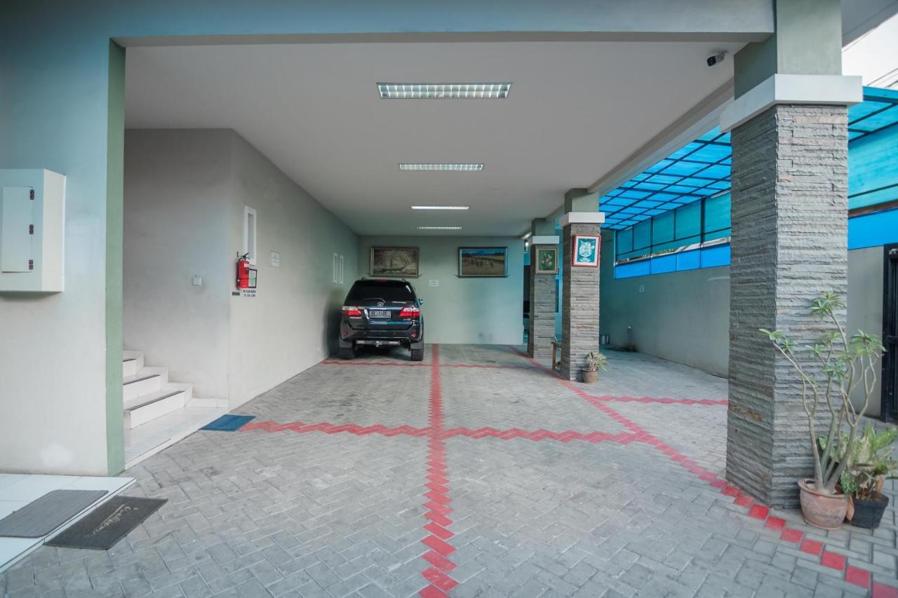 RedDoorz Plus near Semanggi Dżakarta Zewnętrze zdjęcie